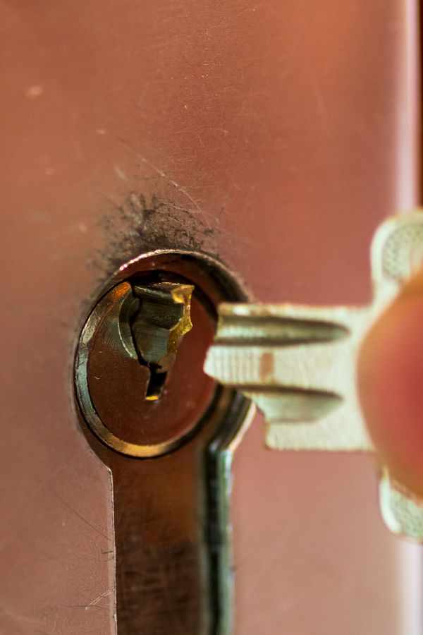 Schlüsseldienst Aachen - Aufsperrdienst - Türöffnung - Schlosswechsel - Einbruchschutz - Schlüsselnotdienst - Ausgesperrt - Schlüssel verloren